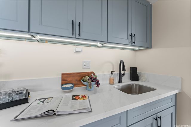 1060 Kamehameha Highway 3007B, Pearl City, HI 96782