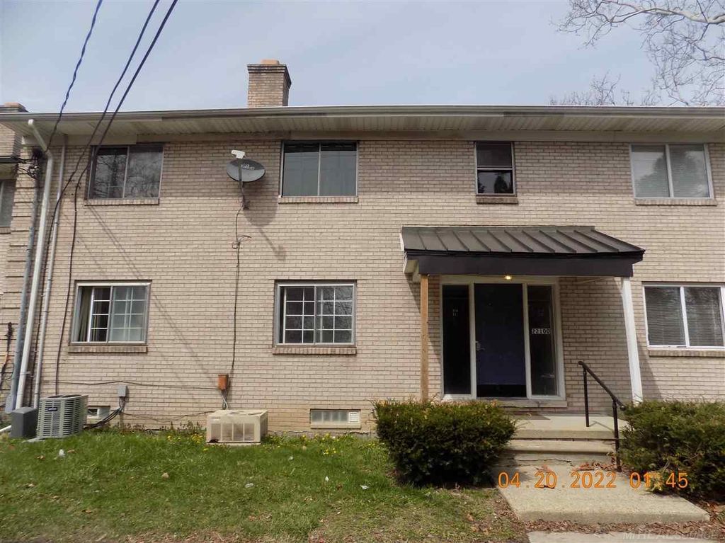 22100 Dante Street, Oak Park, MI 48237