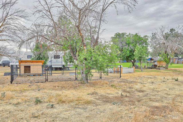 15925 S Curtis Rd, Kuna, ID 83634