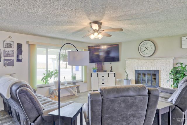 15925 S Curtis Rd, Kuna, ID 83634