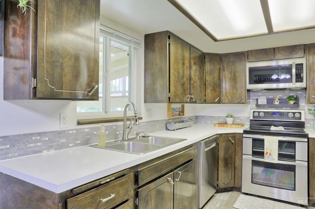 15925 S Curtis Rd, Kuna, ID 83634