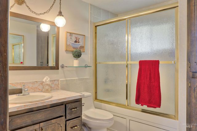 15925 S Curtis Rd, Kuna, ID 83634