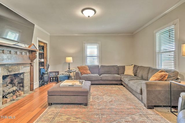 310 Hugh Cox Road, Gray, TN 37615