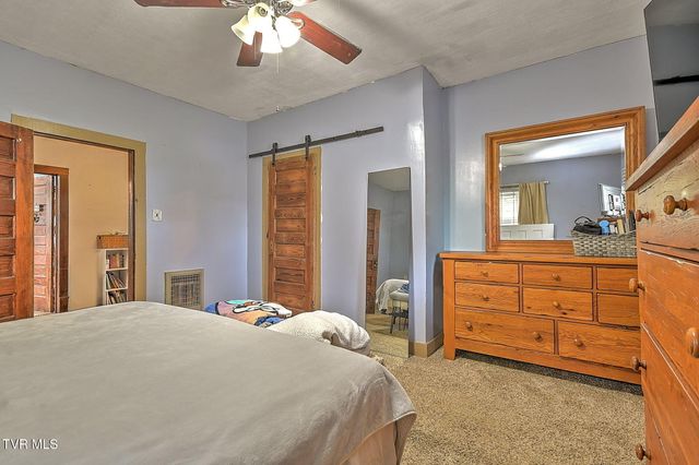 310 Hugh Cox Road, Gray, TN 37615
