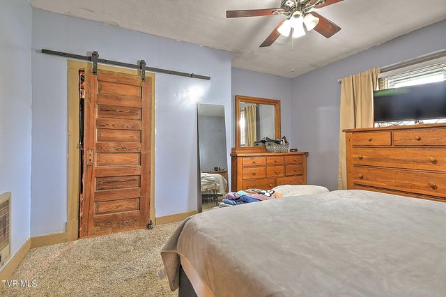 310 Hugh Cox Road, Gray, TN 37615