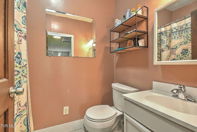 310 Hugh Cox Road, Gray, TN 37615