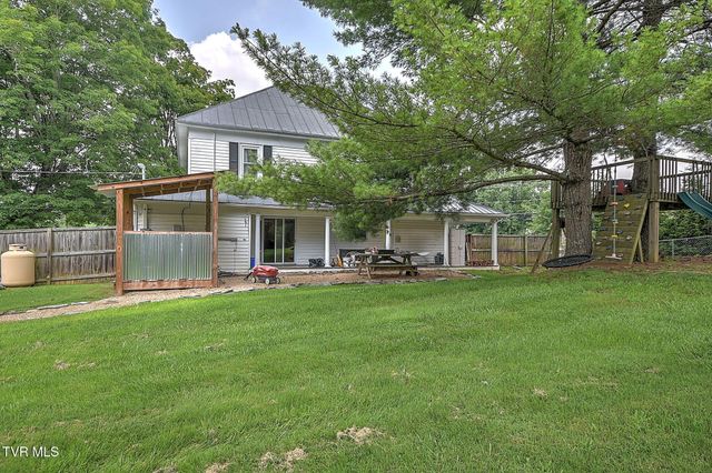 310 Hugh Cox Road, Gray, TN 37615