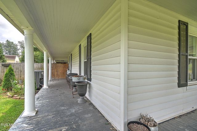 310 Hugh Cox Road, Gray, TN 37615