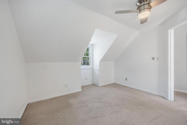2833 BOLLING RD, Falls Church, VA 22042