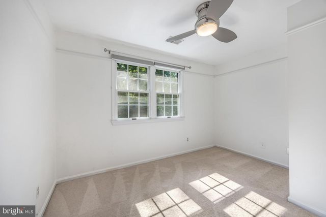 2833 BOLLING RD, Falls Church, VA 22042