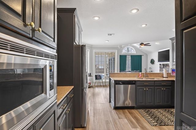 15 Blanchard Drive, Cabot, AR 72023