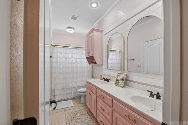 15 Blanchard Drive, Cabot, AR 72023