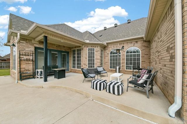 15 Blanchard Drive, Cabot, AR 72023