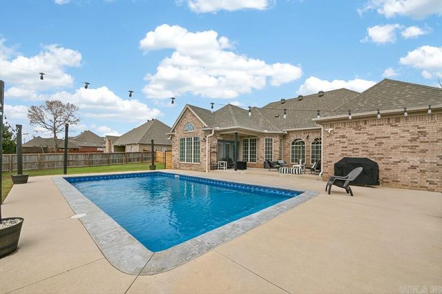 15 Blanchard Drive, Cabot, AR 72023