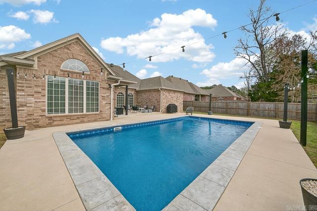 15 Blanchard Drive, Cabot, AR 72023