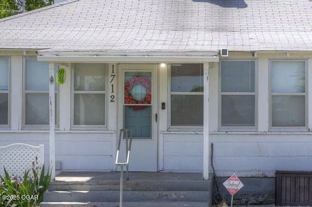 1712 E Broadway Street, Joplin, MO 64801