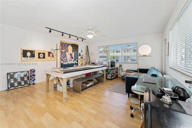 7440 Byron Ave 1B, Miami Beach, FL 33141