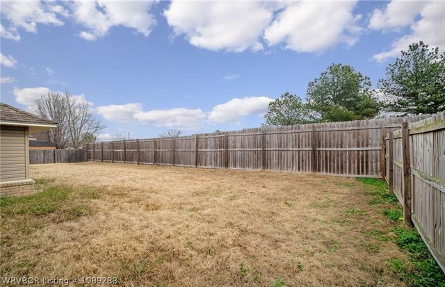 590 S Oak Street, Greenwood, AR 72936