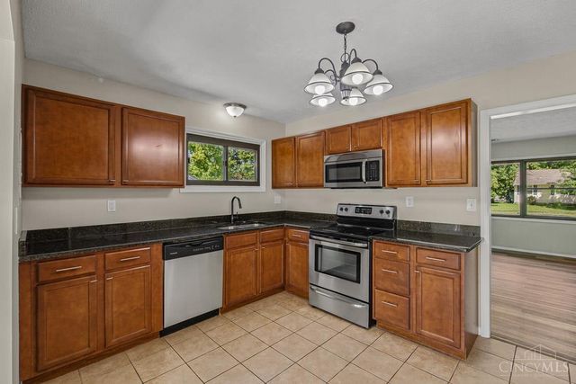 3969 Larchview Drive, Sycamore Twp, OH 45236