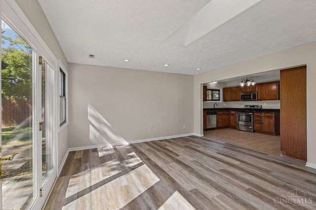 3969 Larchview Drive, Sycamore Twp, OH 45236
