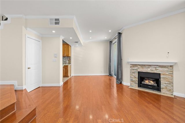 528 E. San Jose Ave 110, Burbank, CA 91501