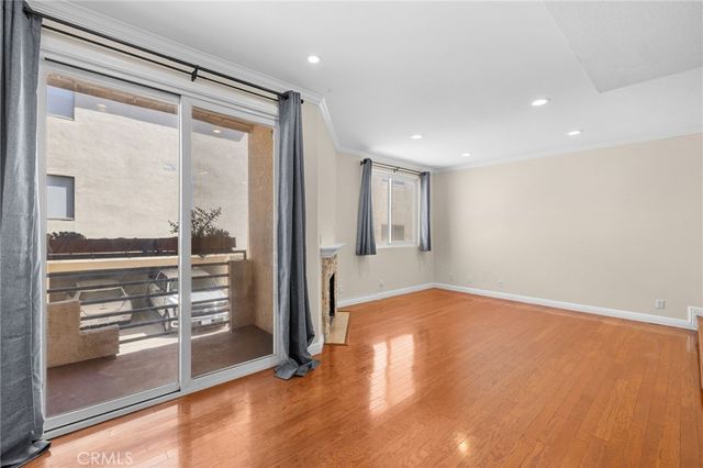 528 E. San Jose Ave 110, Burbank, CA 91501