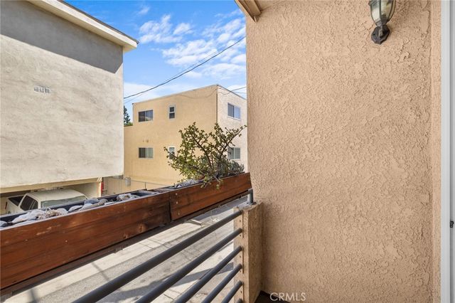 528 E. San Jose Ave 110, Burbank, CA 91501
