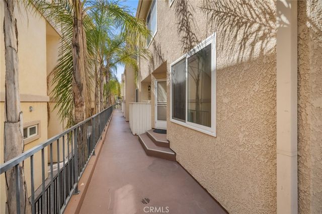 528 E. San Jose Ave 110, Burbank, CA 91501