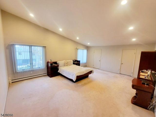 307 Center St, Englewood Cliffs Boro, NJ 07632