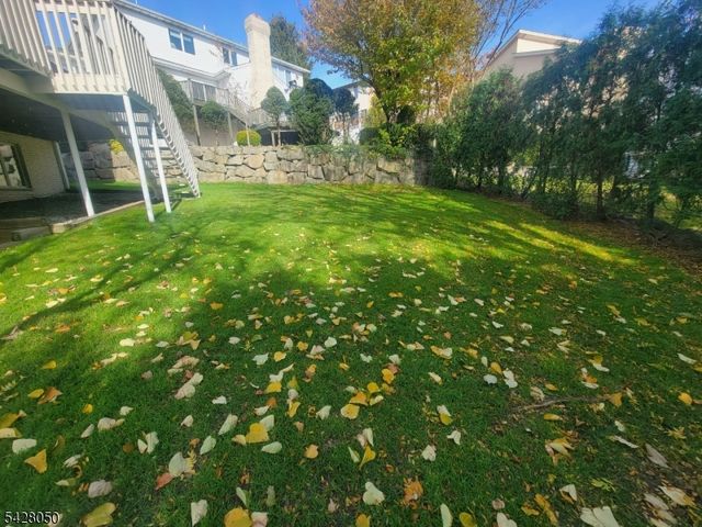 307 Center St, Englewood Cliffs Boro, NJ 07632