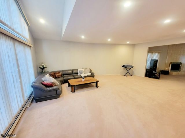 307 Center St, Englewood Cliffs Boro, NJ 07632