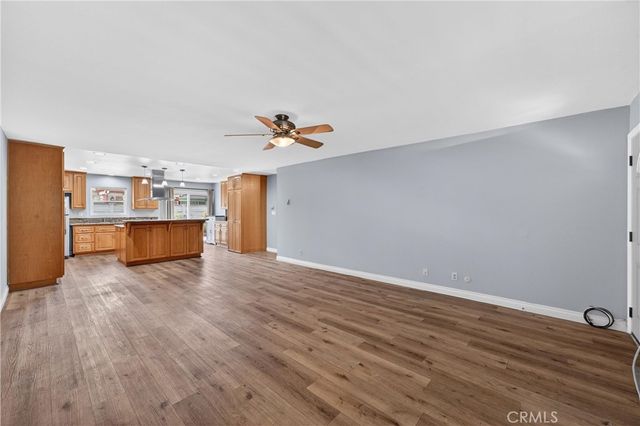 14802 Newport 20B, Tustin, CA 92780