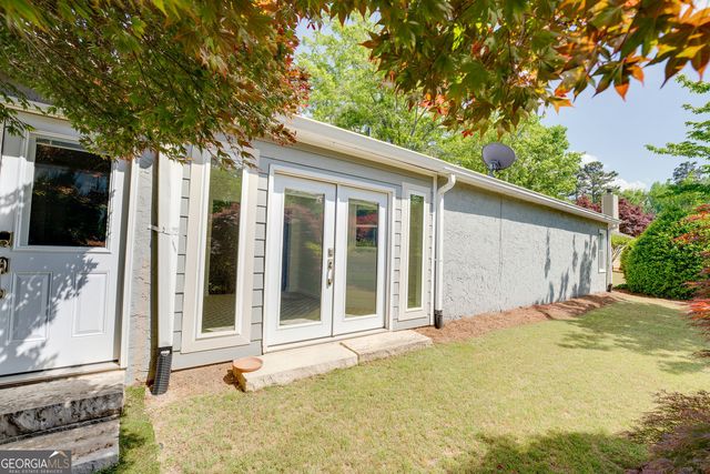 35 Ashleigh Terrace NE, Marietta, GA 30062