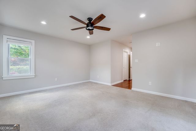 35 Ashleigh Terrace NE, Marietta, GA 30062