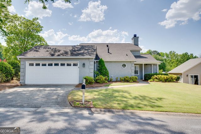 35 Ashleigh Terrace NE, Marietta, GA 30062