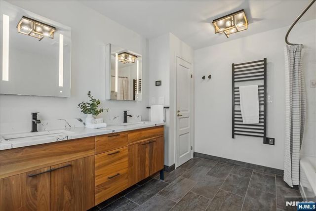 3 Adelina Court, Cedar Grove, NJ 07009