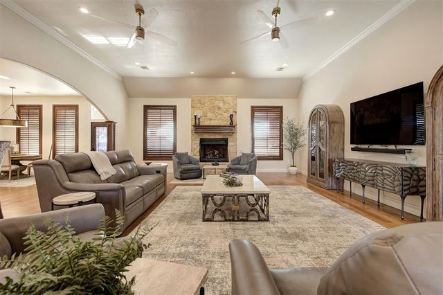 18266 Carlton Way, Edmond, OK 73012