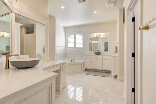 18266 Carlton Way, Edmond, OK 73012