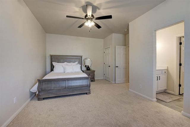 18266 Carlton Way, Edmond, OK 73012