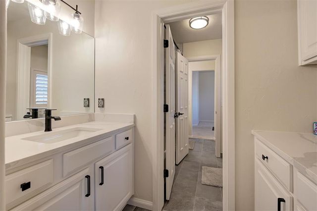 18266 Carlton Way, Edmond, OK 73012