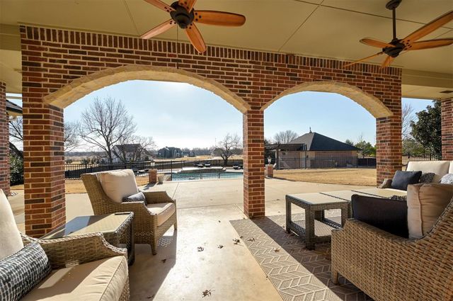 18266 Carlton Way, Edmond, OK 73012