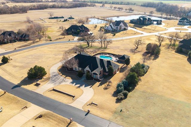 18266 Carlton Way, Edmond, OK 73012