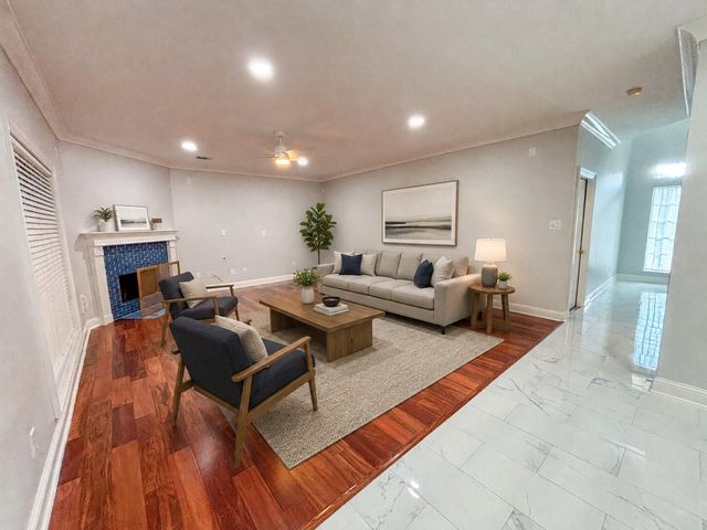 19207 Poplar Trails Lane, Tomball, TX 77375