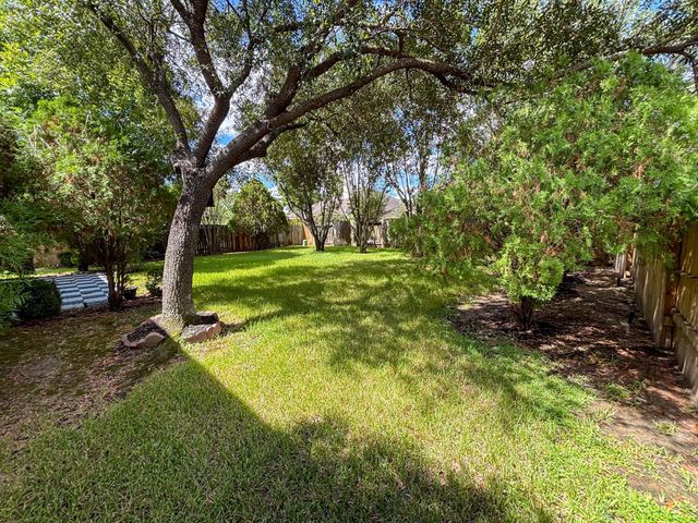 19207 Poplar Trails Lane, Tomball, TX 77375