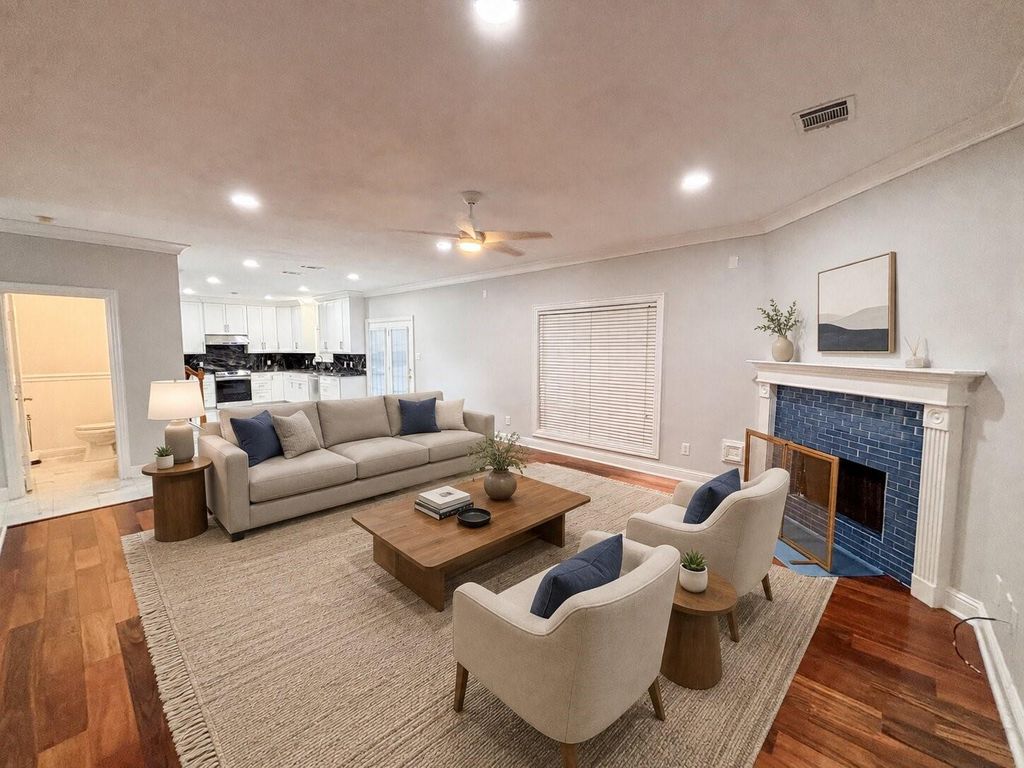19207 Poplar Trails Lane, Tomball, TX 77375