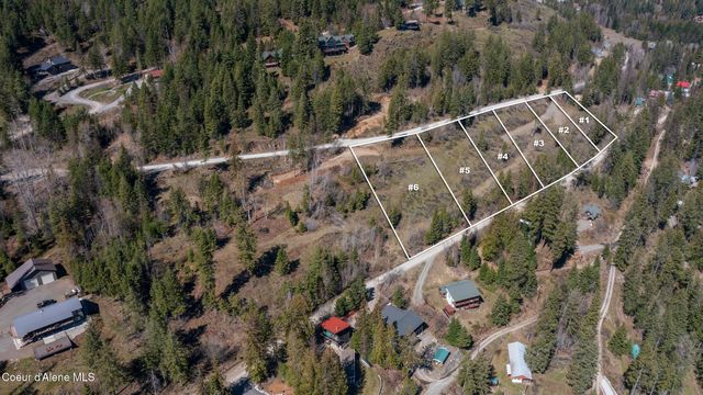 577 Midas Dr, Sagle, ID 83860