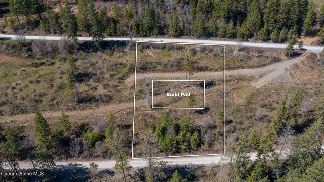 577 Midas Dr, Sagle, ID 83860