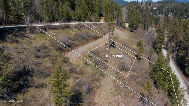 577 Midas Dr, Sagle, ID 83860