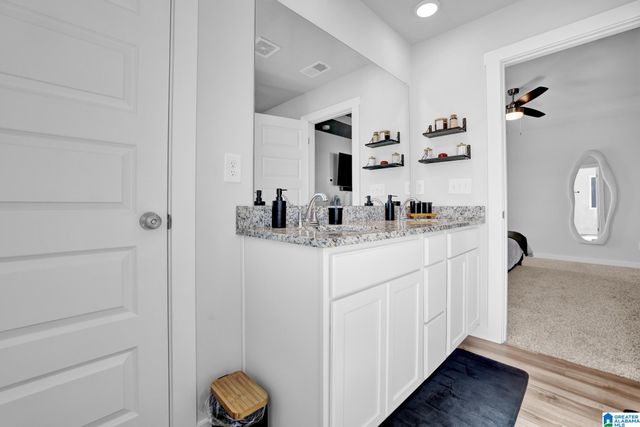 5611 CHESHIRE COVE PLACE, Mccalla, AL 35111