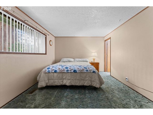 685 Sw 20TH Cir, Troutdale, OR 97060